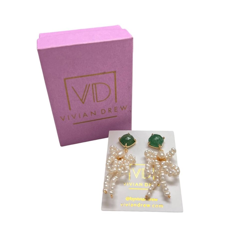 NIB Vivian Drew Jade and Pearl Double Bow Drop Earrings Gold Plated Posts